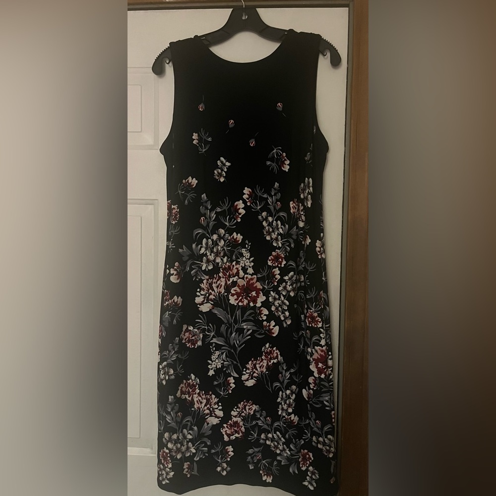 White House, Black market reversible, solid black floral print dress